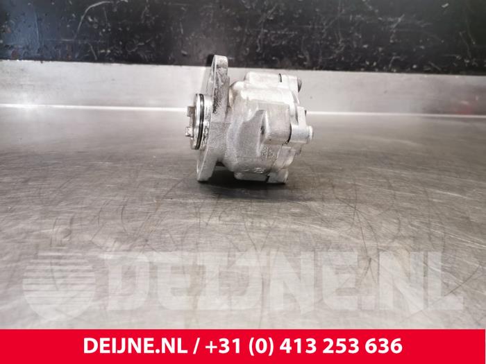 Pomp Servo van een Fiat Ducato (250) 3.0 D 160 Multijet Power 2009