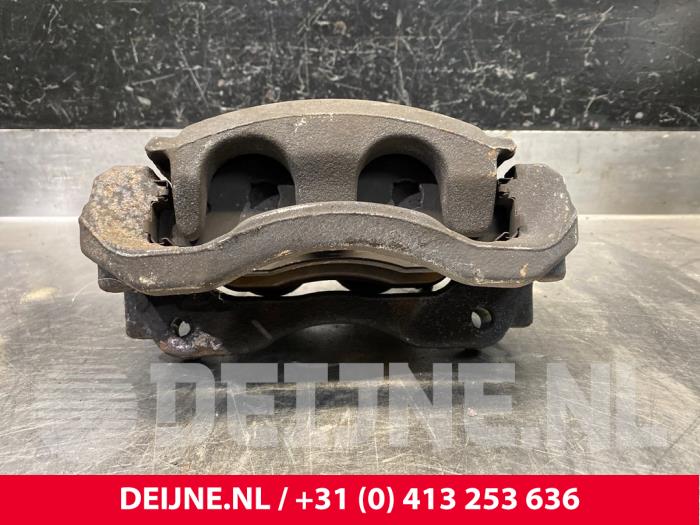 Renault Master Bremszange links vorne O215287