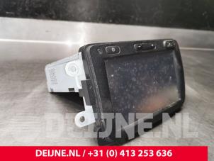 Renault Master Display Multi Media control unit O215348 photo 2