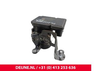 Volvo V60 ABS pump O215423 photo 2