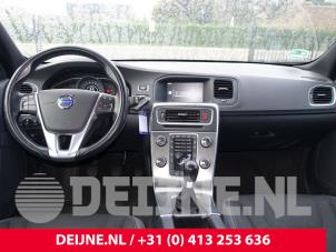 Gebruikte Airbag set + dashboard Volvo V60 I (FW/GW) 1.6 DRIVe Prijs op aanvraag aangeboden door van Deijne Onderdelen Uden B.V.