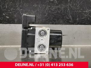 Volvo XC60 ABS Pumpe O215530 foto 3