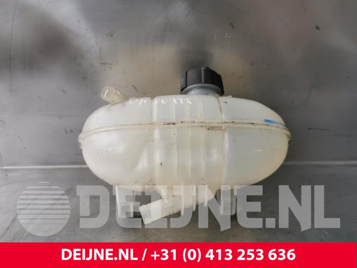 Renault Trafic Ausgleichsbehälter O215735