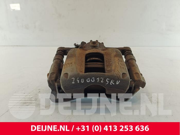 Renault Trafic Bremszange rechts vorne O215745