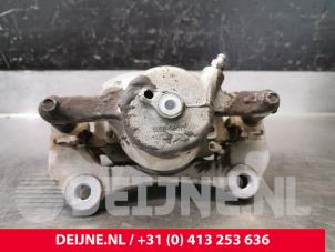 BYD Atto 3 Remklauw (Tang) rechts-voor O215805 foto 3