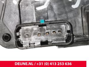 BYD Atto 3 Deurslot Mechaniek 4Deurs links-achter O215828 foto 3