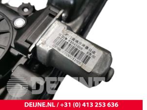 BYD Atto 3 Fenstermechanik 4-türig links vorne O215831 foto 3