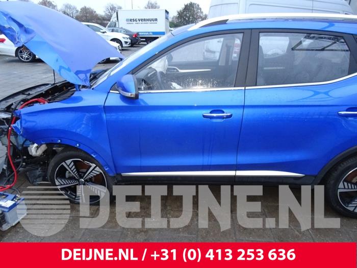 MG ZS Fenstermechanik 4-türig links vorne O215922