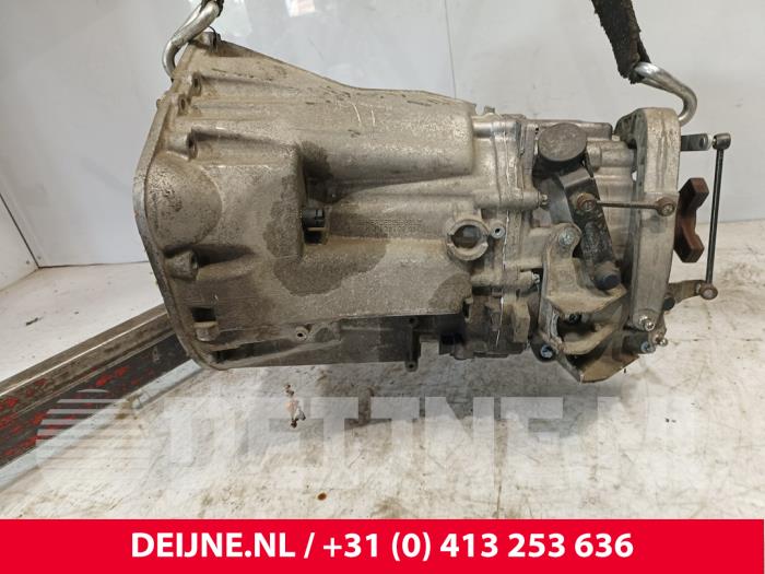 Gebruikte Versnellingsbak Mercedes Vito Prijs € 605,00 Inclusief btw aangeboden door van Deijne Onderdelen Uden B.V.