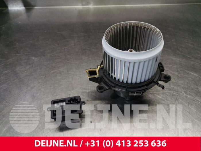 Opel Combo Heizung Belüftungsmotor O215975