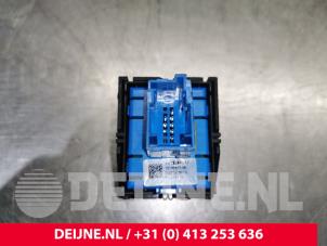 Opel Combo Parking brake switch O215986 photo 3