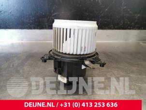 Toyota Pro-Ace City Kachel Ventilatiemotor O215992 foto 3
