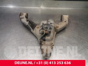 Gebruikte Draagarm onder links-voor Volkswagen Crafter 2.5 TDI 30/32/35/46/50 Prijs € 72,60 Inclusief btw aangeboden door van Deijne Onderdelen Uden B.V.