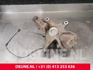Volkswagen Crafter Fusee rechts-voor O216044 foto 3