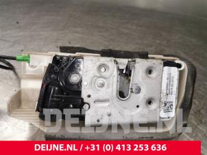 Tesla Model 3 Front door lock mechanism 4-door, right O216061 photo 3