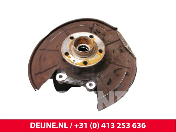 Polestar 2 Achsschenkel rechts hinten O216077