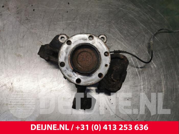 Mercedes Sprinter Achsschenkel links vorne O216080