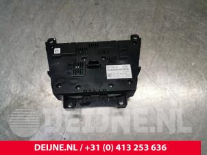 Ford Transit Custom Radiobedienfeld O216127 foto 2