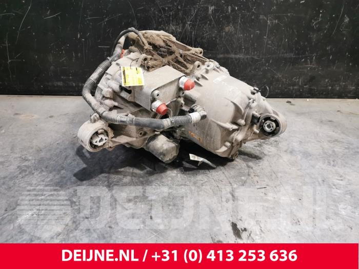 Tesla Model 3 Elektromotor Elektro-Auto O216183
