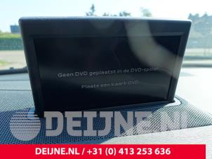 Gebruikte Display Interieur Volvo V70 (BW) 2.0 16V Prijs € 100,00 Margeregeling aangeboden door van Deijne Onderdelen Uden B.V.