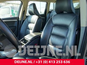 Gebruikte Veiligheidsgordel links-voor Volvo V70 (BW) 2.0 16V Prijs op aanvraag aangeboden door van Deijne Onderdelen Uden B.V.