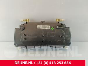 Renault Master Odometer KM O216324 photo 2