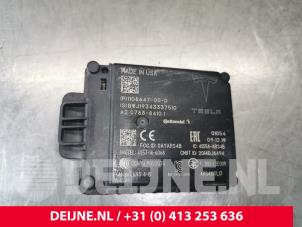 Gebruikte Sensor ACC (afstand) Tesla Model 3 EV AWD Prijs € 96,80 Inclusief btw aangeboden door van Deijne Onderdelen Uden B.V.