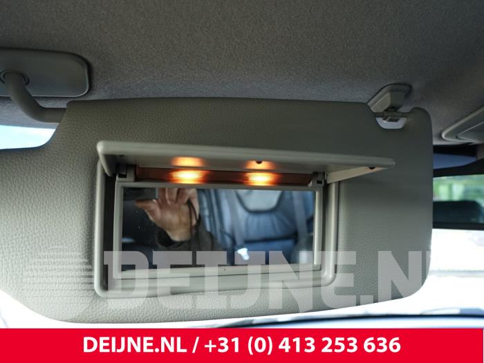 Volvo V70 Sonnenblende O216424