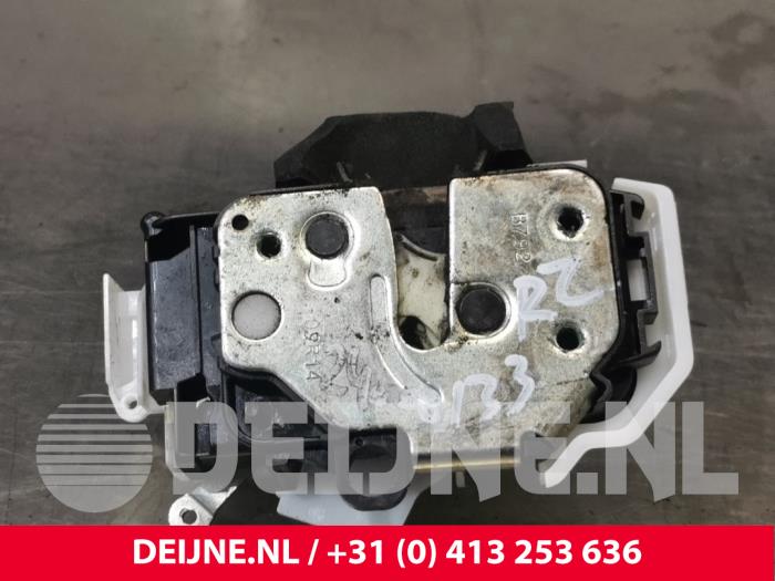 Opel Combo Schiebetür Schließmechanik rechts O216573