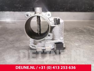 Volvo V60 Throttle body O216657 photo 3