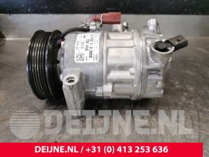 Volkswagen Transporter Air conditioning pump O216719 photo 3