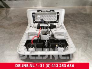 Volkswagen Transporter Innenbeleuchtung vorne O216722 foto 2