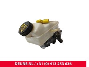 Gebruikte Hoofdremcilinder Volkswagen Transporter T6 2.0 TDI 150 Prijs € 48,40 Inclusief btw aangeboden door van Deijne Onderdelen Uden B.V.