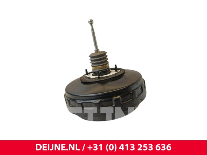 Gebruikte Rembekrachtiger Volkswagen Transporter T6 2.0 TDI 150 Prijs € 151,25 Inclusief btw aangeboden door van Deijne Onderdelen Uden B.V.