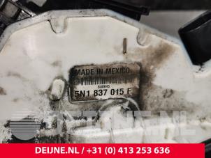 Volkswagen Amarok Door lock mechanism 4-door, front left O216910 photo 3
