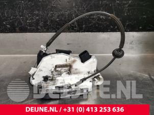 Volkswagen Amarok Door lock mechanism 4-door, front left O216910 photo 2