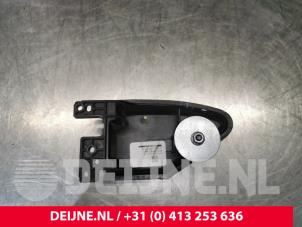 Tesla Model S Miscellaneous O216980 photo 2