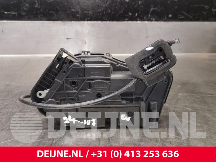 Volkswagen Crafter Deurslot Mechaniek 4Deurs rechts-voor O216987