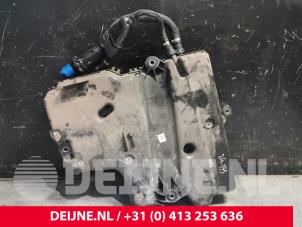 Gebruikte Tank adblue Volkswagen Transporter T6 2.0 TDI 150 Prijs € 453,75 Inclusief btw aangeboden door van Deijne Onderdelen Uden B.V.