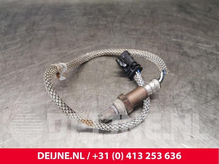 Gebruikte Lambda Sonde Volvo V60 II (ZW) 2.0 B3 16V Mild Hybrid Prijs € 50,00 Margeregeling aangeboden door van Deijne Onderdelen Uden B.V.
