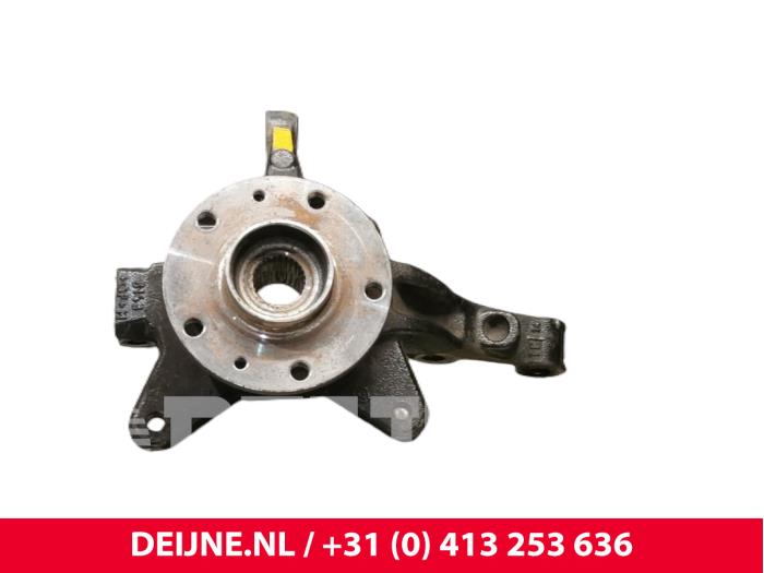Mercedes Citan Fusee rechts-voor O217205