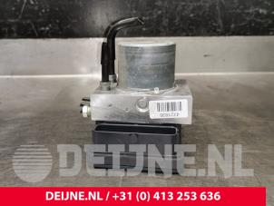 Gebruikte ABS Pomp Volvo XC40 (XZ) 1.5 T4 Plug-in Hybrid 12V Prijs € 250,00 Margeregeling aangeboden door van Deijne Onderdelen Uden B.V.