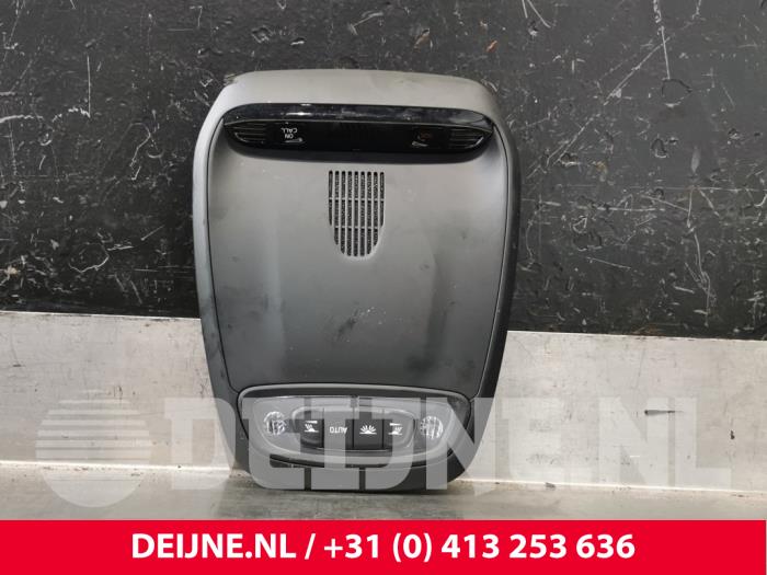 Volvo XC40 Interior lighting, front O217318