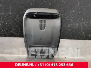 Gebruikte Binnenverlichting voor Volvo XC40 (XZ) 1.5 T4 Plug-in Hybrid 12V Prijs € 90,00 Margeregeling aangeboden door van Deijne Onderdelen Uden B.V.