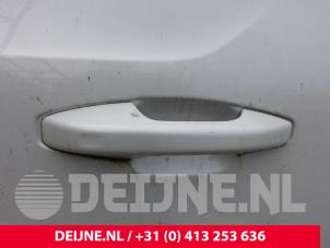 Gebruikte Deurgreep 4Deurs rechts-achter Volvo XC40 (XZ) 1.5 T3 Plug-in Hybrid 12V Prijs op aanvraag aangeboden door van Deijne Onderdelen Uden B.V.