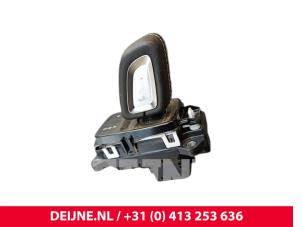 Volvo XC40 Versnellingspook O217345 foto 3