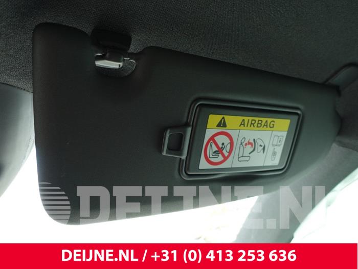 Volvo XC40 Sonnenblende O217347