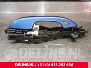 Volvo XC40 Rear door handle 4-door, right O217370 photo 2
