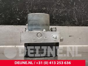 Volkswagen Crafter ABS pump O217381 photo 2