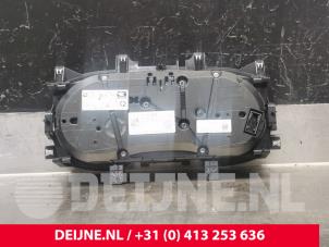 Volkswagen Crafter Kilometerteller KM O217407 foto 2